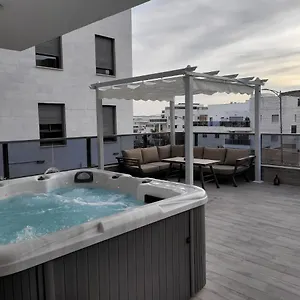  דירה 5 Diamonds Mini Penthouse & Jacuzzi