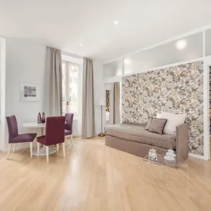 https://ifdm-mignanelli-suite.it-romehotels.com